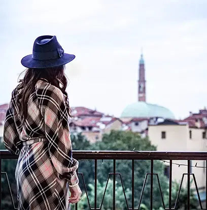 Burberry Touch (W) Type Fragrance Oil Fizzle Me That